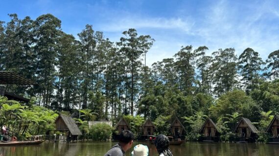 Deran Tour Bandung